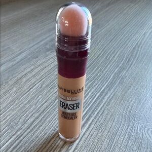Maybelline Instant Age Rewind Eraser Concealer - Pink and Tan